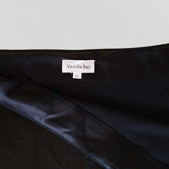 NEW Vanilla Bay Black Satin Midi Skirt 3X Plus Size Stretch Boutique Glam - Picture 2 of 4